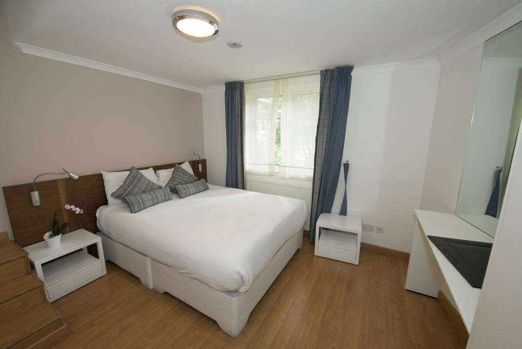 Kensington Apartment